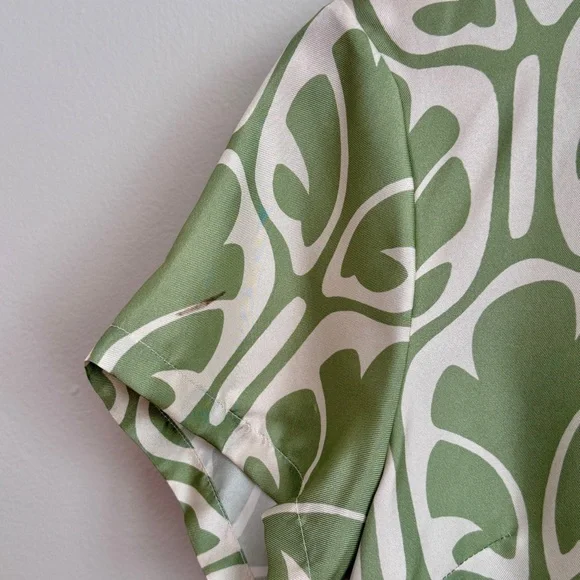 LA DoubleJ Green Sheath Mini Dress Short Sleeve Crew Neck - Picture 7 of 16